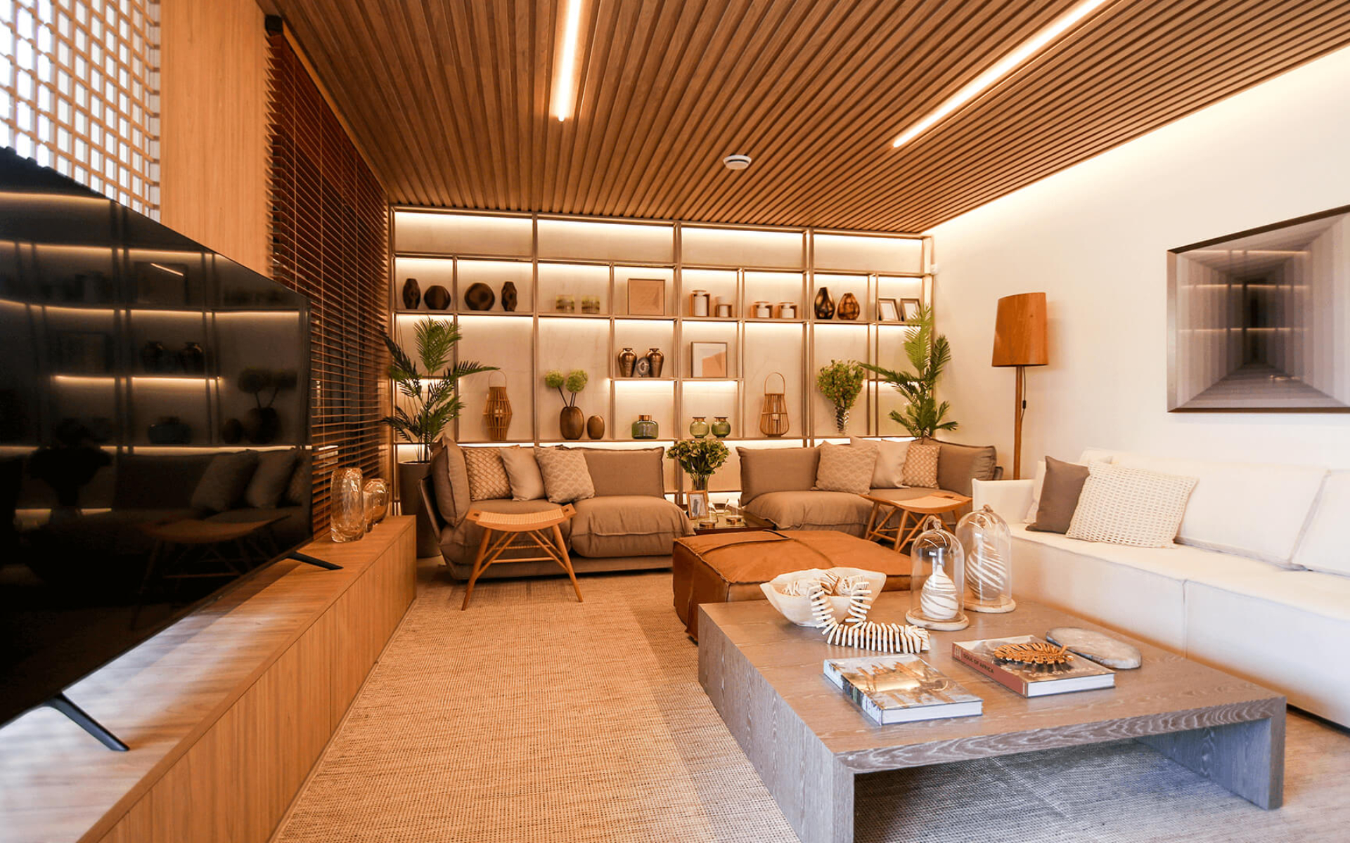 Living - infraestrutura de ar-condicionado no living, nas suítes e nos dormitórios
