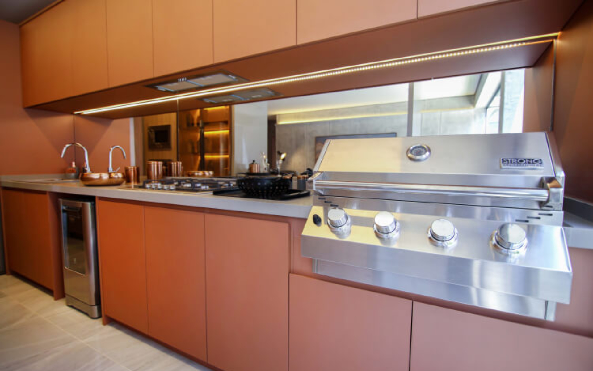 Cozinha com infraestrutura para instalação de churrasqueira a Gás nas áreas de 142m²