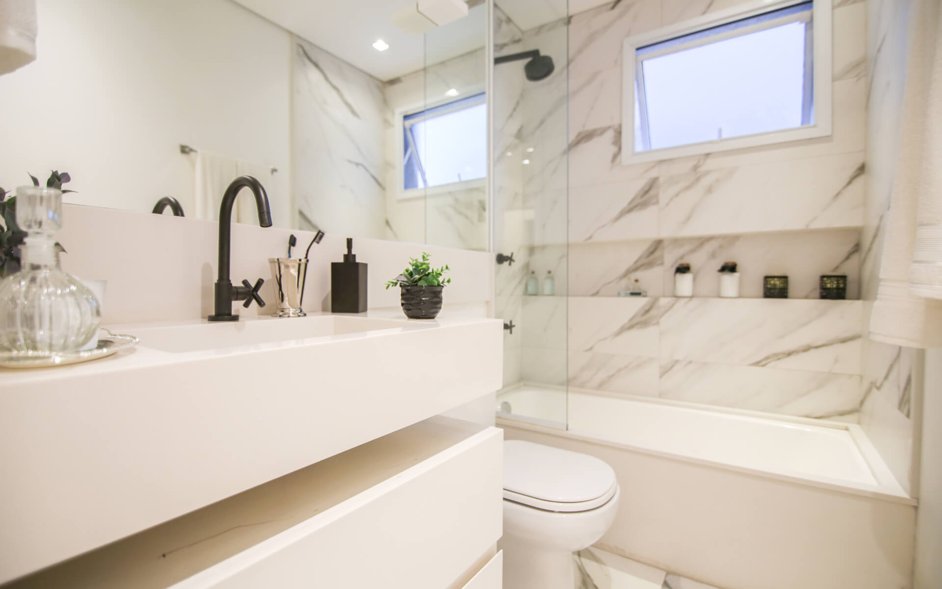 Banheiro suíte master com ponto para previsão de ducha higiênica