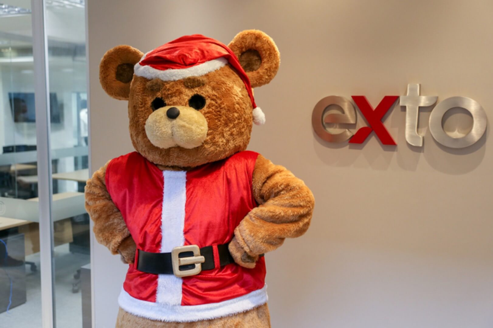 1 - Exto celebra os reencontros e os “Abraços de Urso” na campanha de Natal 2021