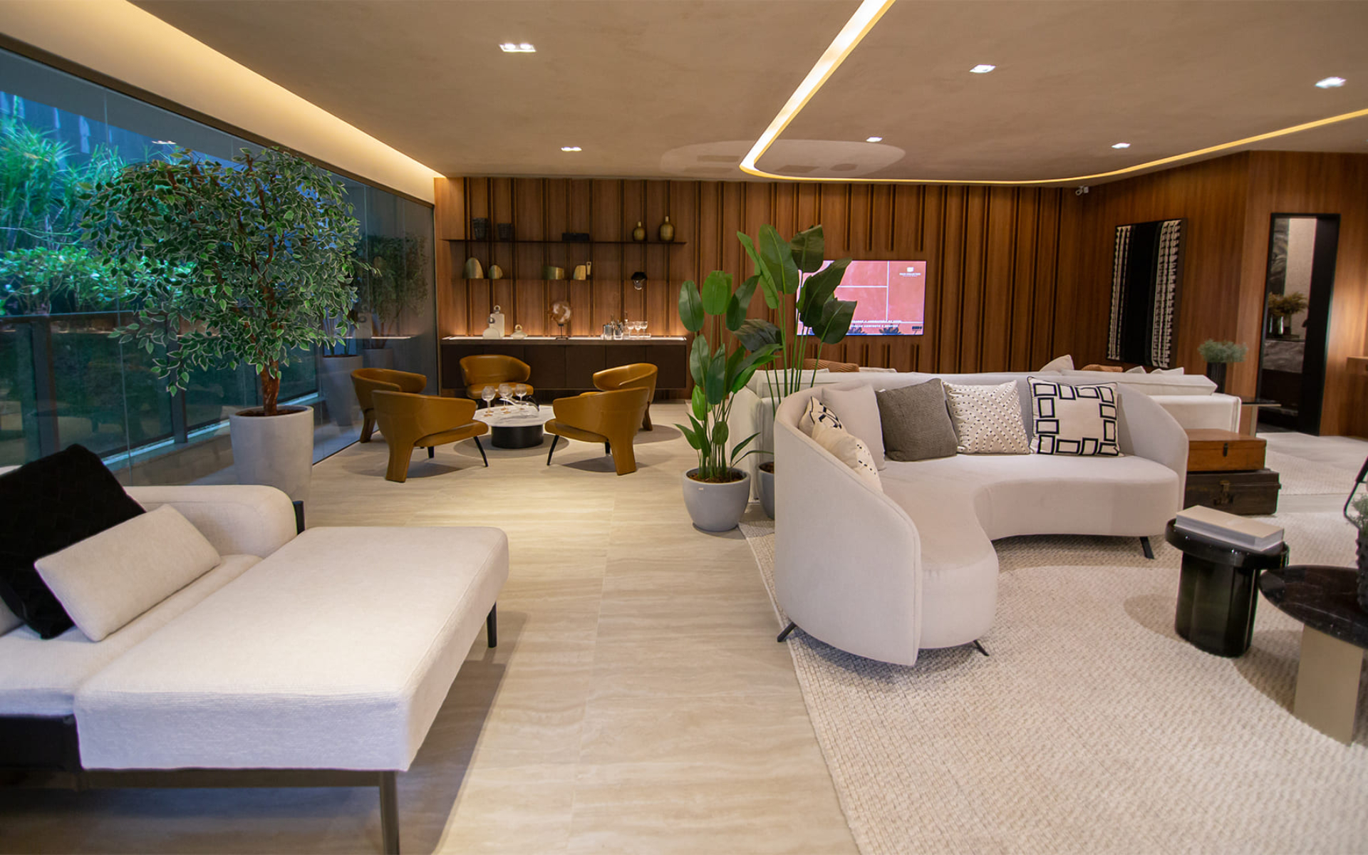 Living com Infraestrutura para iluminação cênica