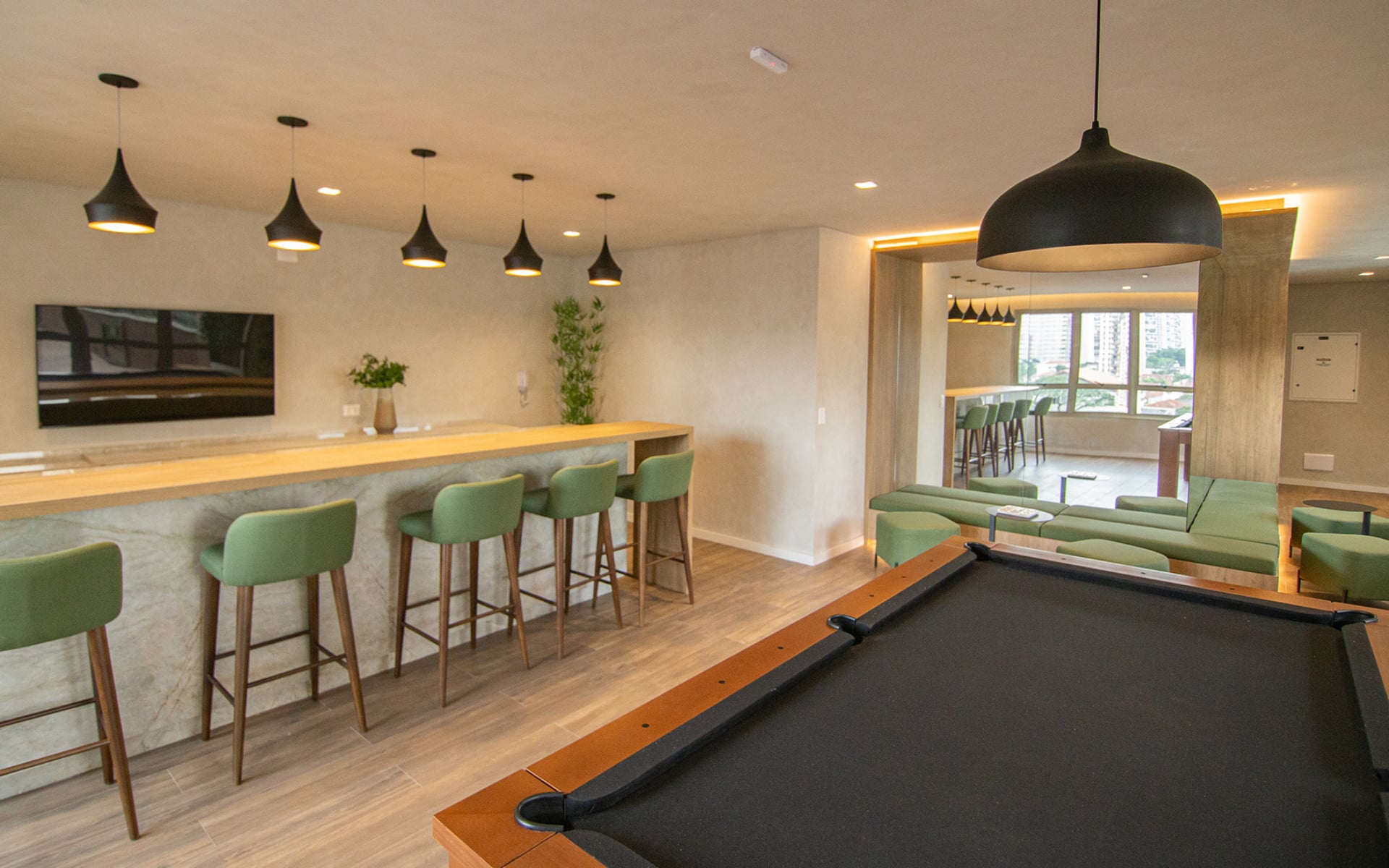 Lounge Snooker Bar